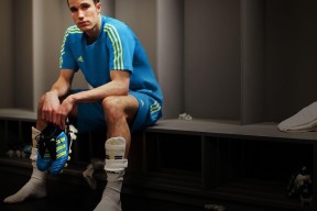 丁俊晖轻松进32强，中国名将遭遇大冷淘汰，丁俊晖轻松晋级